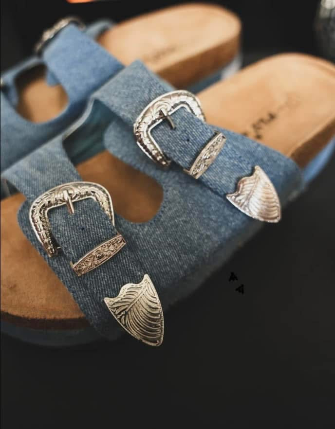 Platinum Buckles *Denim